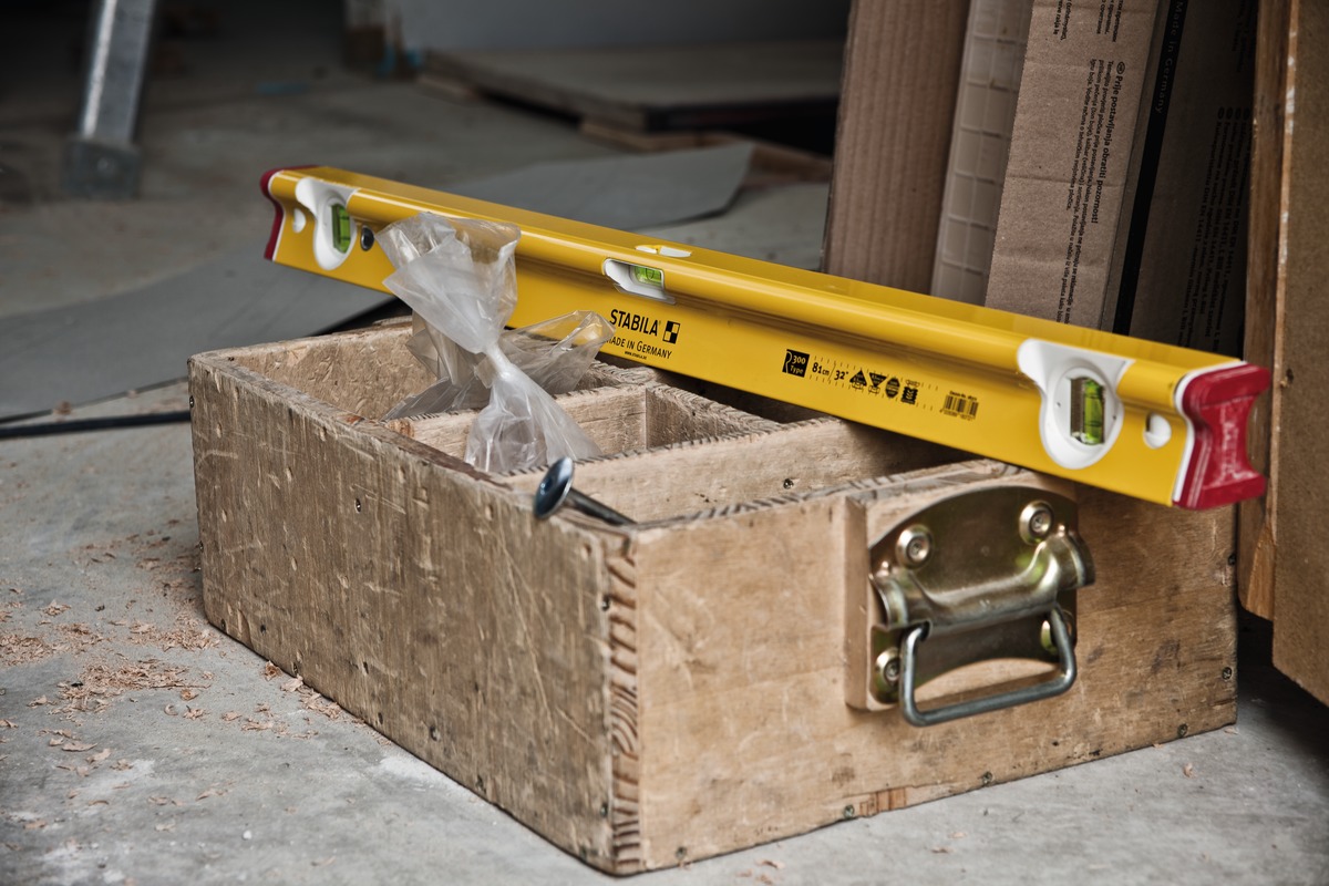 Уровень Stabila тип R-300, 244см (2верт.,1гориз., точн. 0,5мм/м)